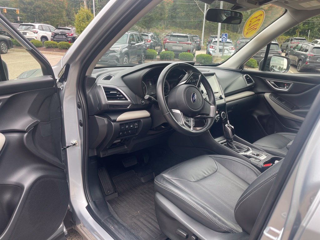 Used 2023 Subaru Forester Limited AWD/4WD image 10