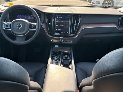 Certified 2023 Volvo XC60 B5 Plus w/ Climate Package AWD/4WD image 6