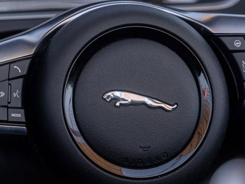 Used 2021 Jaguar F-TYPE Convertible image 21