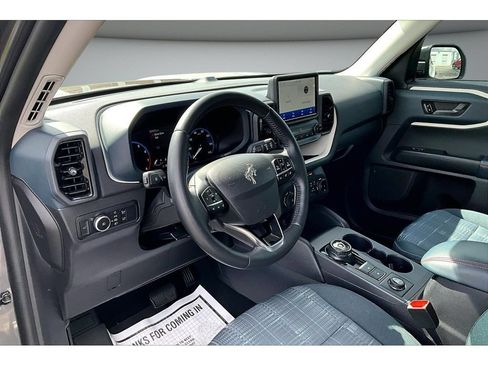 Used 2023 Ford Bronco Sport Heritage w/ Heritage Convenience Package AWD/4WD image 15
