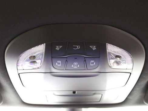 New 2026 Chrysler Pacifica Select w/ S Appearance Package image 21