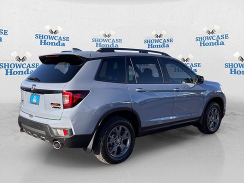 Certified 2024 Honda Passport TrailSport image 8