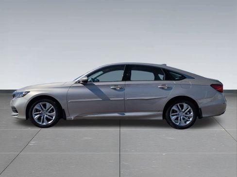 Used 2019 Honda Accord LX image 3