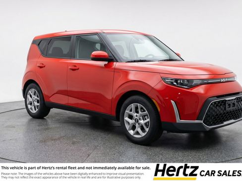 Used 2025 Kia Soul LX w/ LX Technology Package image 1