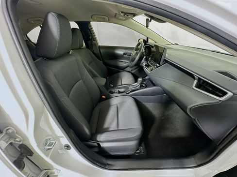 Used 2023 Toyota Corolla LE image 30