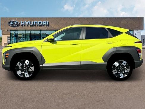 New 2025 Hyundai Kona SEL AWD/4WD image 3