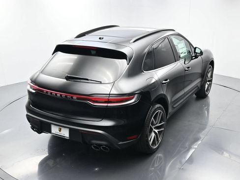 Certified 2026 Porsche Macan AWD/4WD image 38