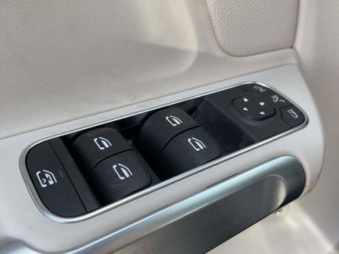 New 2026 Mercedes-Benz GLB 250 4MATIC image 32