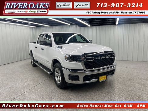 Used 2025 RAM 1500 Lone Star image 1