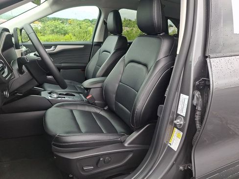 Certified 2022 Ford Escape SEL AWD/4WD image 13