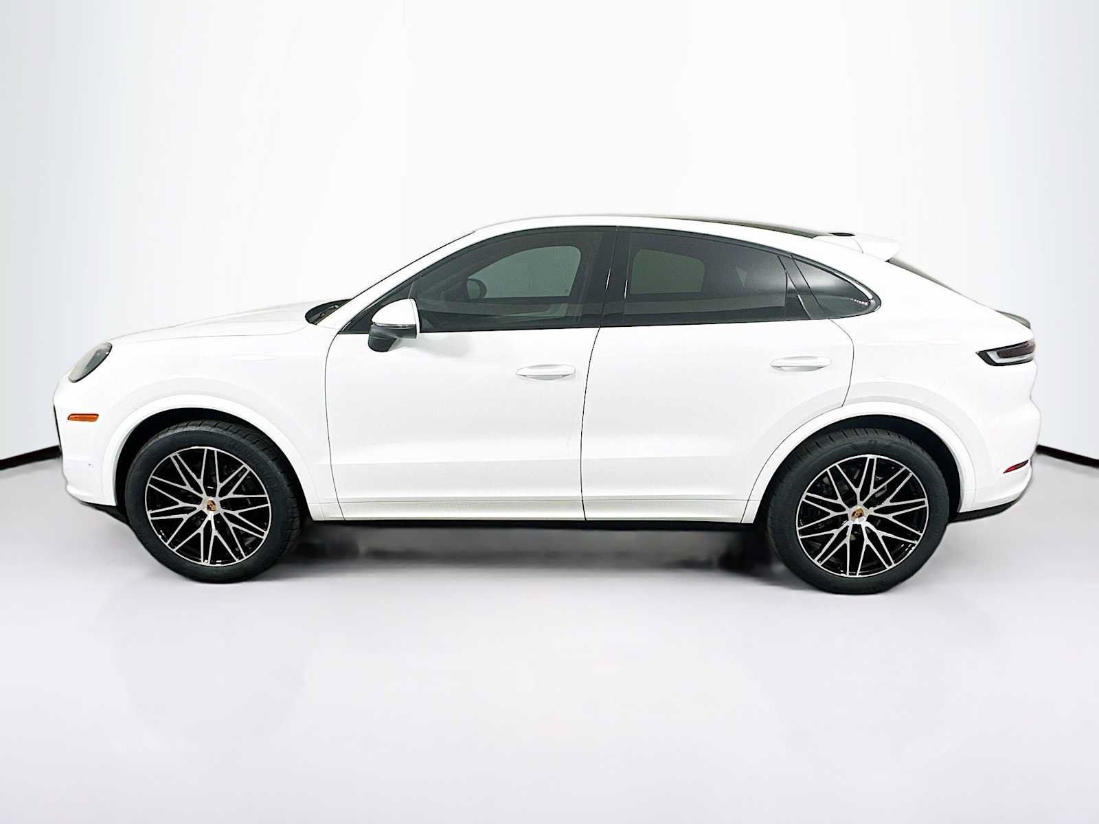 Used 2026 Porsche Cayenne Coupe AWD/4WD image 2