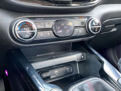 Used 2023 Kia Soul GT-Line FWD image 32