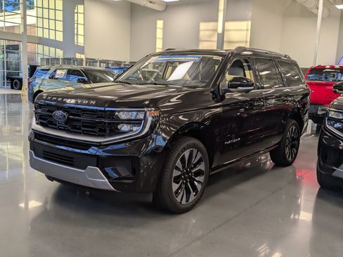 New 2025 Ford Expedition Platinum w/ Platinum Ultimate Package image 6