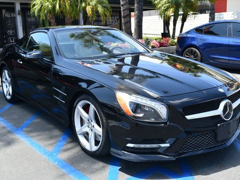 Used 2013 Mercedes-Benz SL 550 image 9