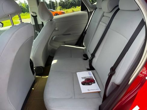 Used 2025 Hyundai Kona SEL AWD/4WD image 19