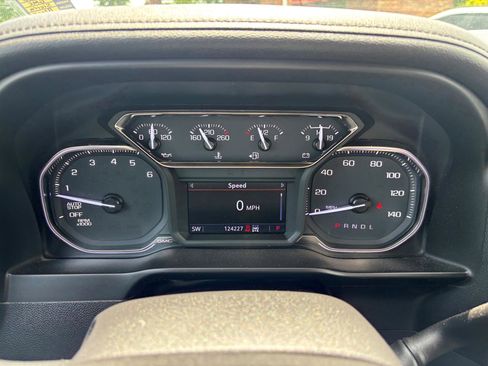 Used 2020 GMC Sierra 1500 SLT image 10