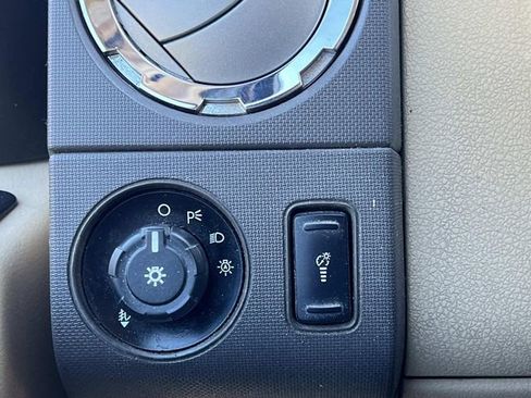 Used 2013 Ford F250 XLT w/ XLT Value Pkg image 28