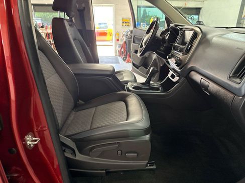 Used 2016 Chevrolet Colorado Z71 AWD/4WD image 39