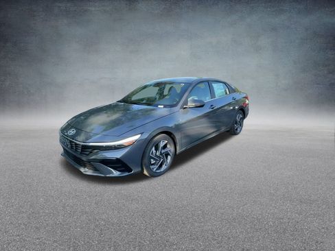 New 2025 Hyundai Elantra Limited image 8