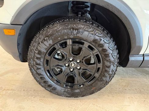New 2025 Ford Bronco Sport Badlands w/ Sasquatch Badlands Package AWD/4WD image 8