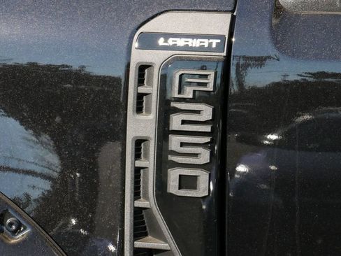 New 2026 Ford F250 Lariat w/ Black Appearance Package AWD/4WD image 12