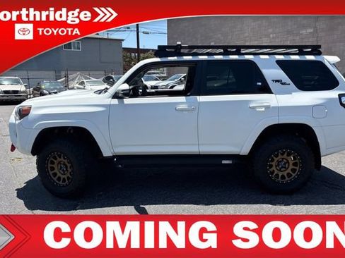 Used 2021 Toyota 4Runner TRD Off-Road Premium w/ Moonroof Package AWD/4WD image 3
