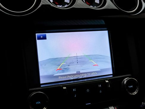 Used 2021 Ford Mustang Shelby GT500 w/ Carbon Fiber Track Pack RWD image 83