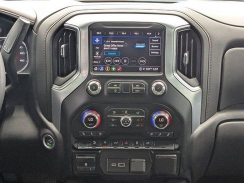 Used 2022 GMC Sierra 1500 SLT w/ SLT Premium Package image 23