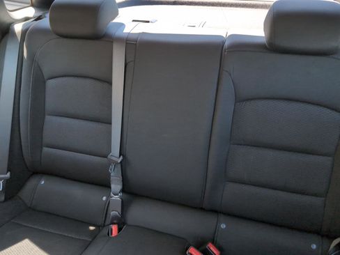 Used 2021 Chevrolet Malibu LS FWD image 28