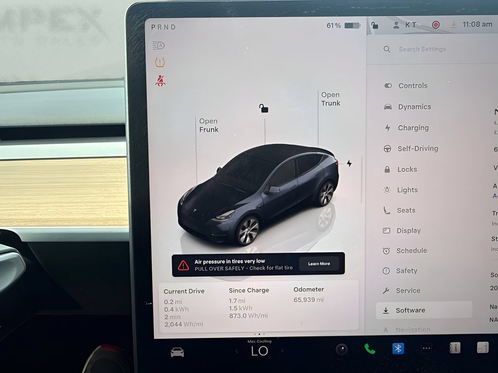 Used 2024 Tesla Model Y Long Range AWD/4WD image 26