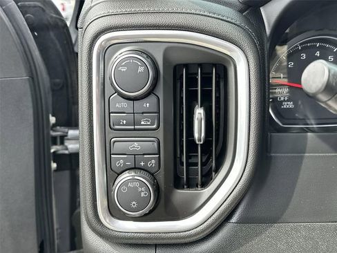 Used 2019 Chevrolet Silverado 1500 LT w/ All-Star Edition image 17