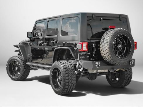 Used 2011 Jeep Wrangler Unlimited Sport AWD/4WD image 7
