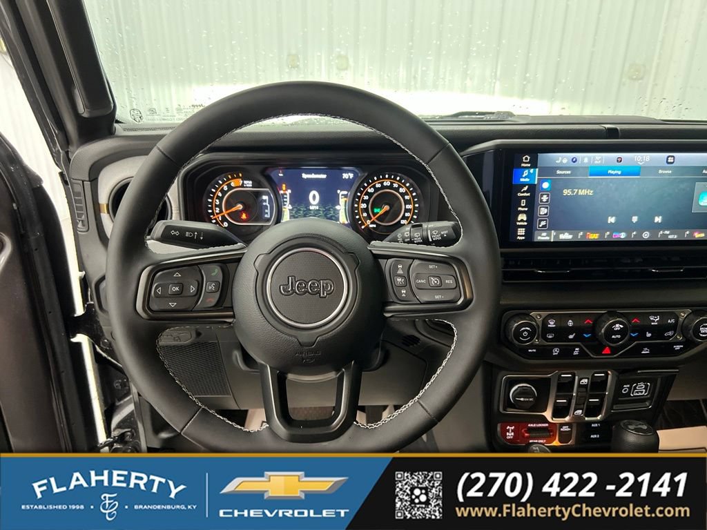 Used 2025 Jeep Wrangler Unlimited Sport AWD/4WD image 26