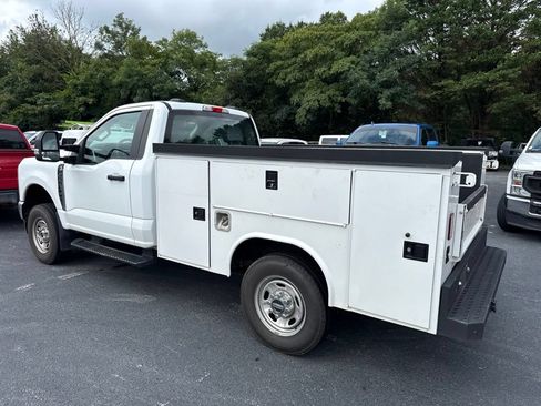 Used 2023 Ford F250 XL w/ XL Driver Assist Package AWD/4WD image 5