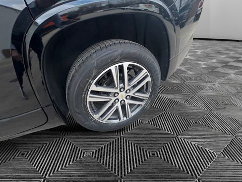 Certified 2023 Chevrolet Traverse High Country w/ LPO, Floor Liner Package image 17