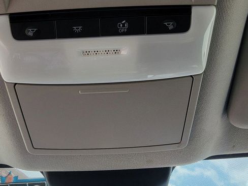 Used 2022 Nissan Sentra SV FWD image 22