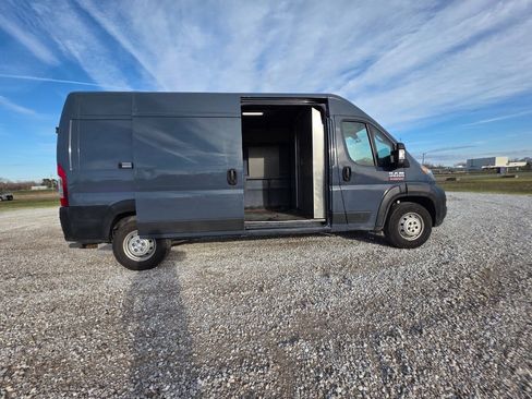 Used 2019 RAM ProMaster 2500 FWD image 4