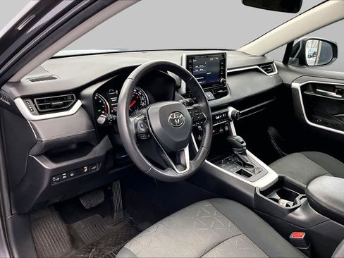 Used 2021 Toyota RAV4 XLE w/ Convenience Package AWD/4WD image 17