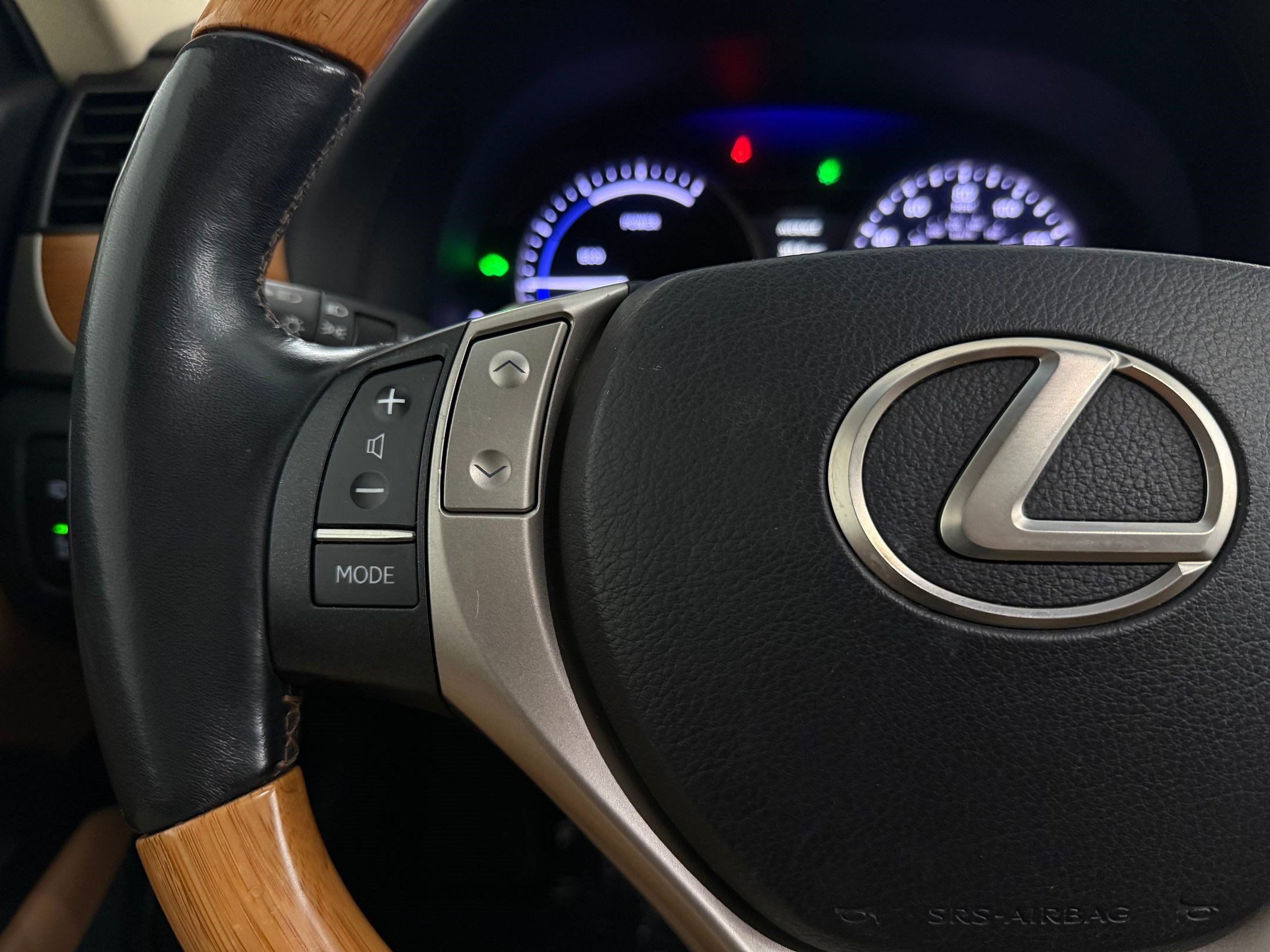 Used 2013 Lexus GS 450h w/ Luxury Pkg RWD image 13