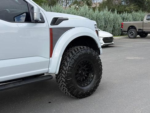 Used 2025 Ford F150 Raptor w/ Equipment Group 803A Raptor R AWD/4WD image 7