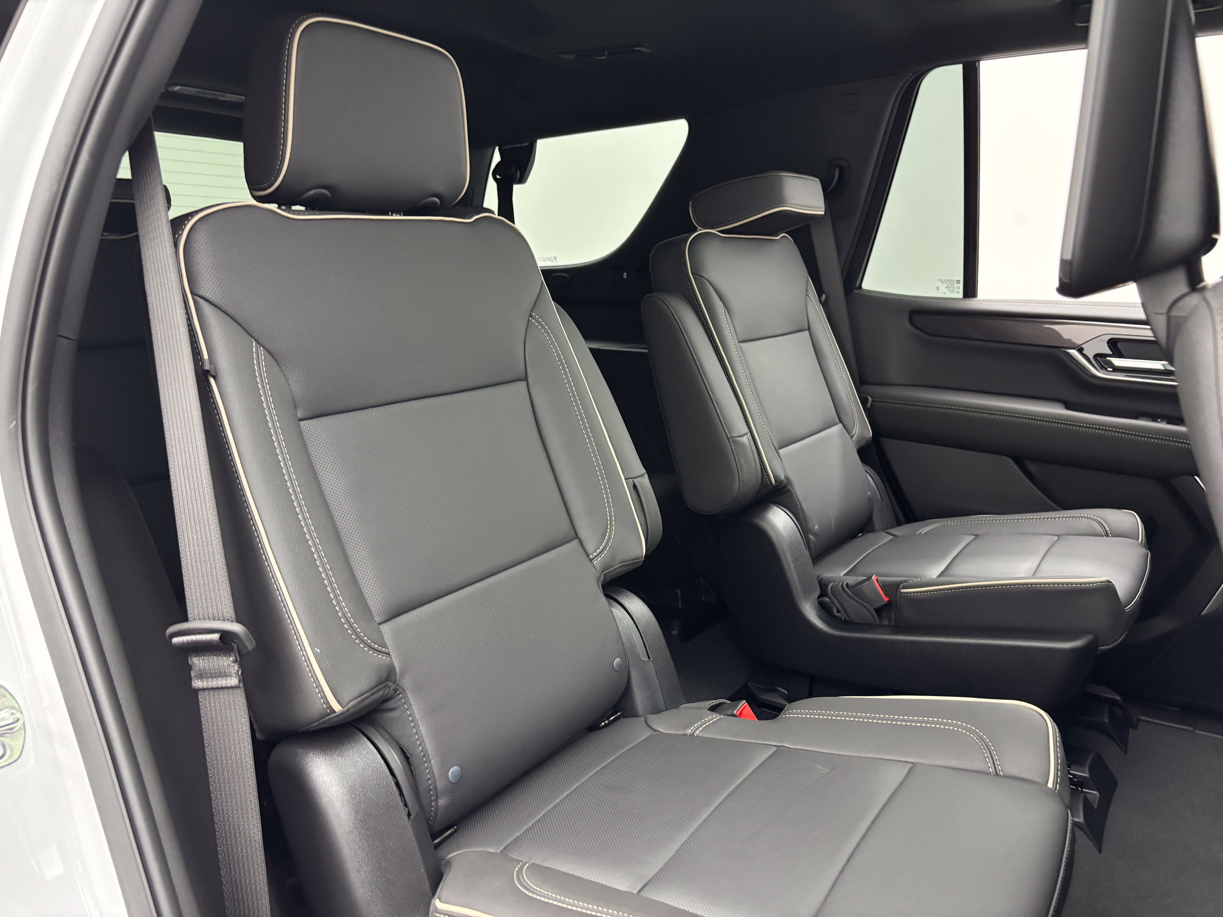 New 2026 GMC Yukon Elevation w/ Elevation Premium Package AWD/4WD image 45