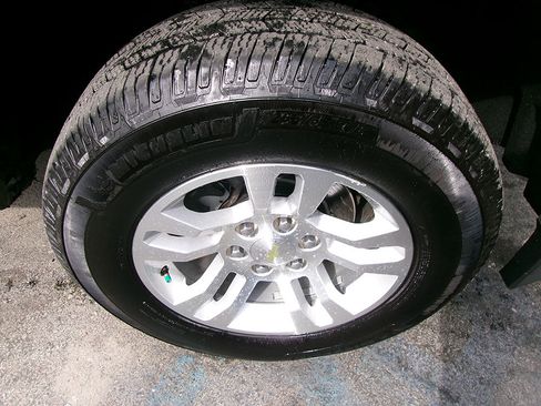 Used 2016 Chevrolet Silverado 1500 LT w/ All Star Edition image 7