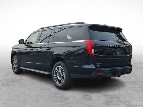 Used 2025 Ford Expedition Max Active AWD/4WD image 4