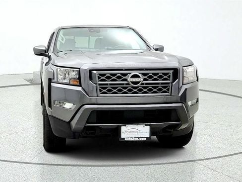 Used 2023 Nissan Frontier SV w/ SV Convenience Package AWD/4WD image 2