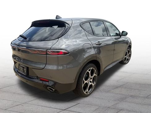 Used 2024 Alfa Romeo Tonale Veloce w/ Active Assist Package image 5