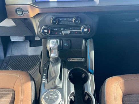 Used 2023 Ford Bronco Outer Banks image 14