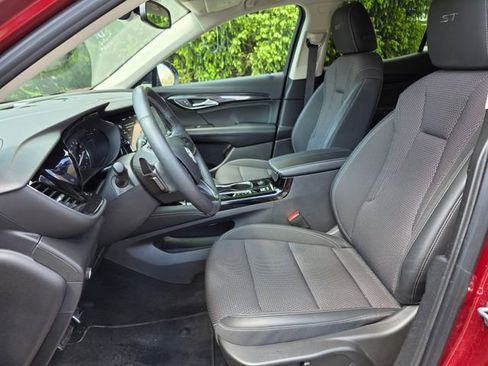 Used 2023 Buick Envision Preferred w/ Sport Touring Package AWD/4WD image 8