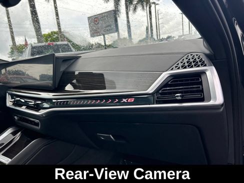 Used 2025 BMW X6 xDrive40i w/ Climate Comfort Package AWD/4WD image 12