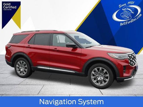 Certified 2025 Ford Explorer Platinum AWD/4WD image 1