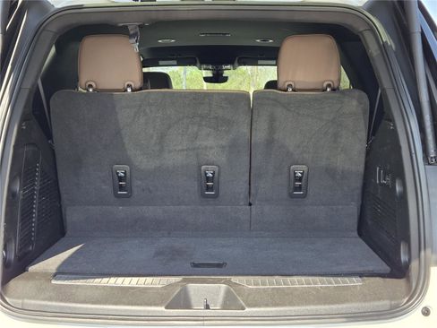 Used 2022 Chevrolet Tahoe High Country image 10